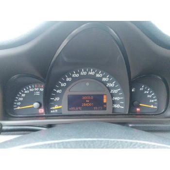 mercedes-benz clase c (w203) sportcoupe del año 2001