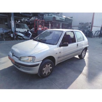 peugeot 106 (s2) del año 2002