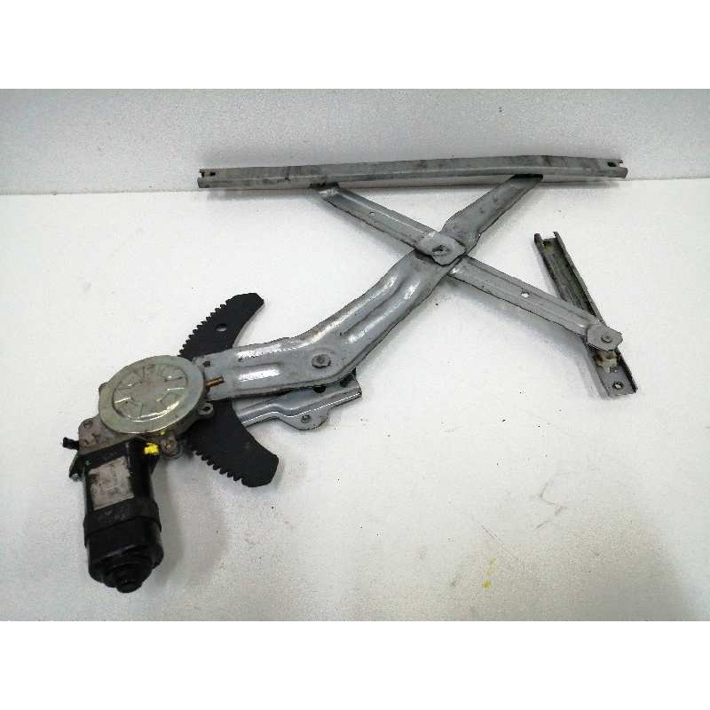 Recambio de elevalunas delantero izquierdo para ssangyong musso 2.9 turbodiesel cat referencia OEM IAM 8810005002 ENCHUFE CORTAD