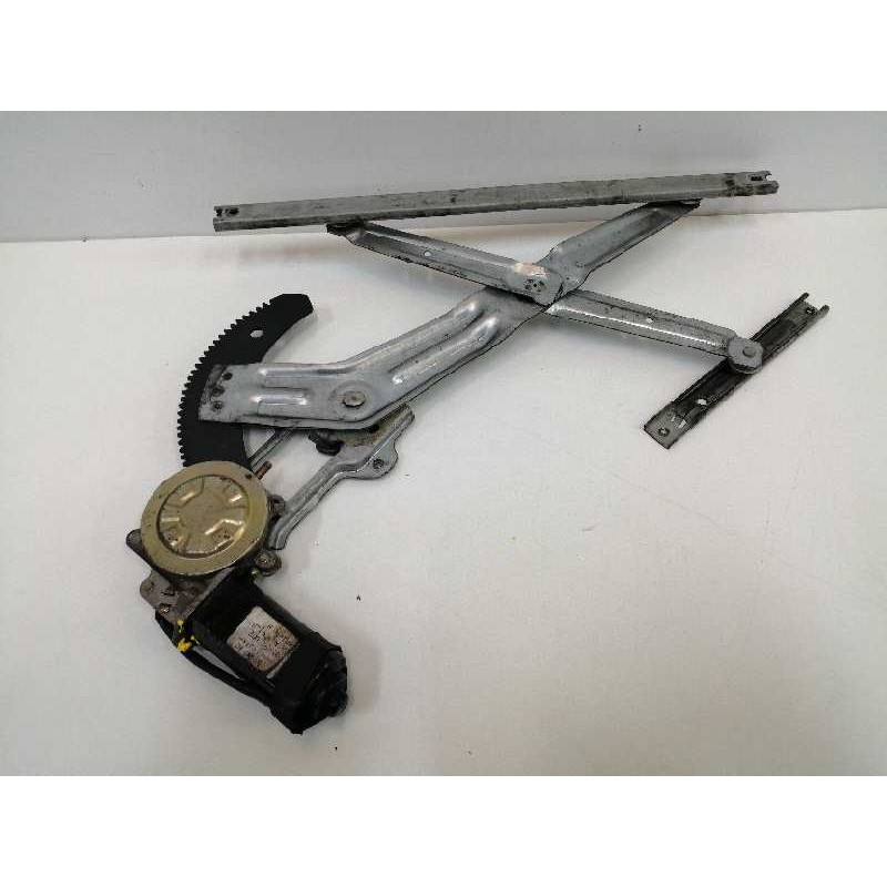 Recambio de elevalunas delantero izquierdo para ssangyong musso 2.9 turbodiesel cat referencia OEM IAM 8810005002 ENCHUFE CORTAD