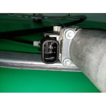 Recambio de elevalunas delantero derecho para mitsubishi colt berlina 5 (z30a) 1.5 instyle (d) referencia OEM IAM FUNDA 5713A134