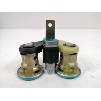 Recambio de juego bombines para dacia logan laureate referencia OEM IAM FX0202066  
