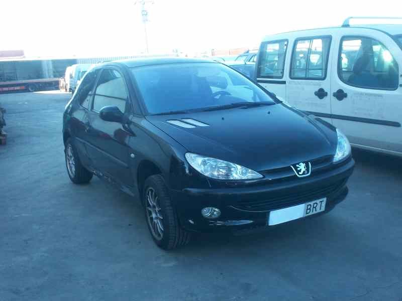 PEUGEOT 206 BERLINA