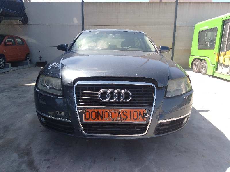 AUDI A6 BERLINA (4F2)