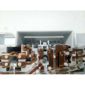 Recambio de luz interior para opel astra j sports tourer excellence referencia OEM IAM 22774321  