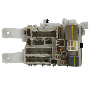 Recambio de caja reles / fusibles para toyota rav 4 iii (_a3_) 2.2 d 4wd (ala30_) referencia OEM IAM 8273042010 OBSERVAR FOTOS 