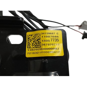 Recambio de enganche cinturon central para opel adam 1.4 16v referencia OEM IAM 34139687  