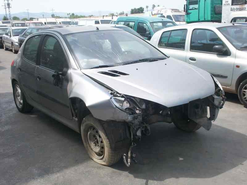 PEUGEOT 206 BERLINA