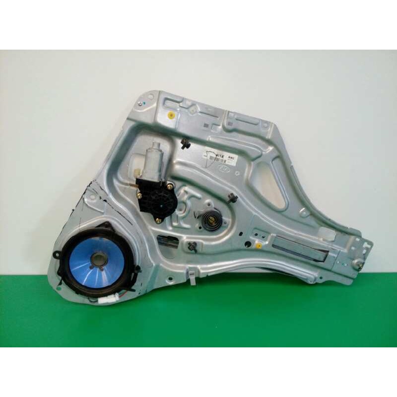 Recambio de elevalunas delantero derecho para kia sportage ex referencia OEM IAM TIJERA 824021F010 