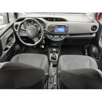 toyota yaris del año 2017