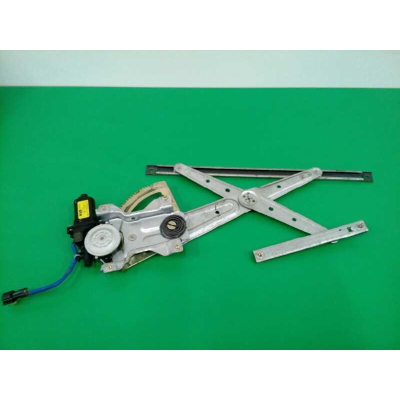 Recambio de elevalunas delantero derecho para kia sorento 2.5 crdi ex referencia OEM IAM TIJERA 824023E002 CARIBE TIJERA