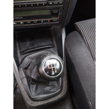 volkswagen golf iv berlina (1j1) del año 2001