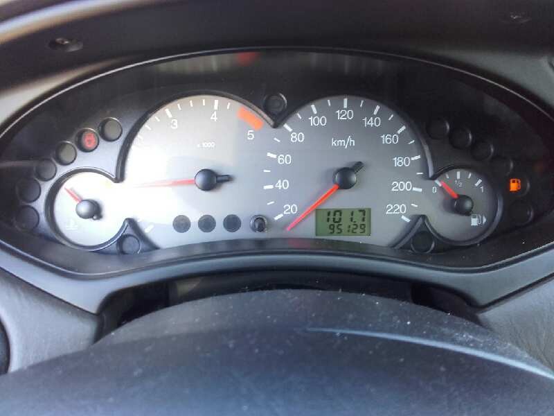 FORD FOCUS BERLINA (CAK)
