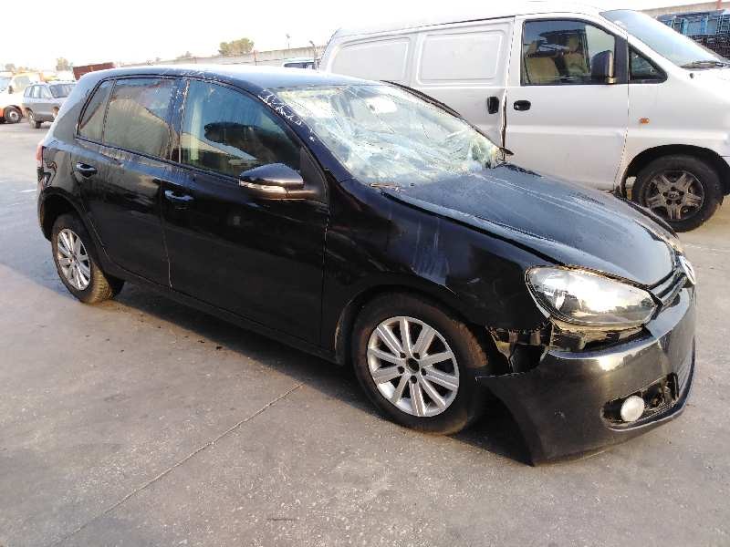 VOLKSWAGEN GOLF VI (5K1)
