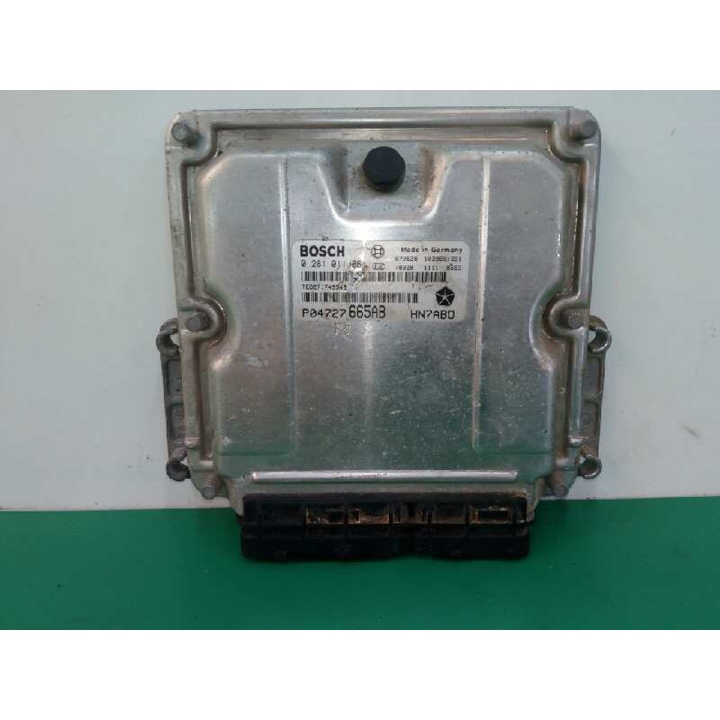 Recambio de centralita motor uce para chrysler voyager (rg) 2.5 crd lx referencia OEM IAM P04727665AB 0281011064 