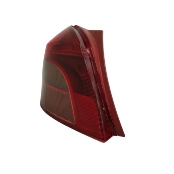 Recambio de piloto trasero izquierdo para toyota yaris (_p9_) 1.4 d-4d (nlp90_) referencia OEM IAM 815610D110  