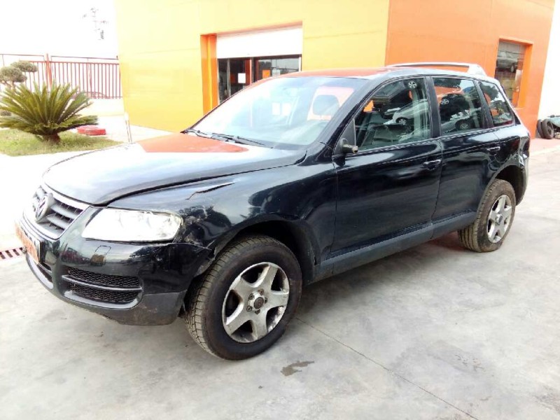 VOLKSWAGEN TOUAREG (7LA)