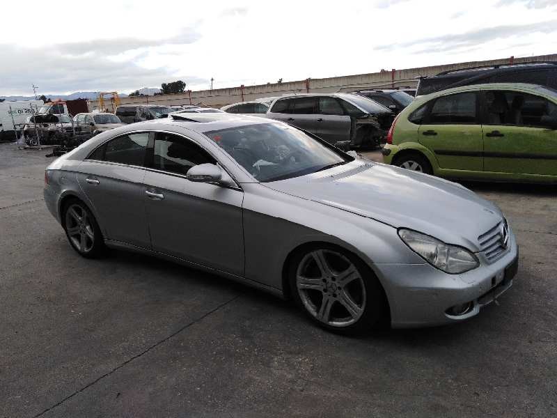 MERCEDES-BENZ CLASE CLS (W219)