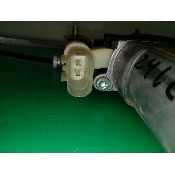 Recambio de elevalunas delantero derecho para hyundai i10 comfort referencia OEM IAM FUNDS 988200X100 