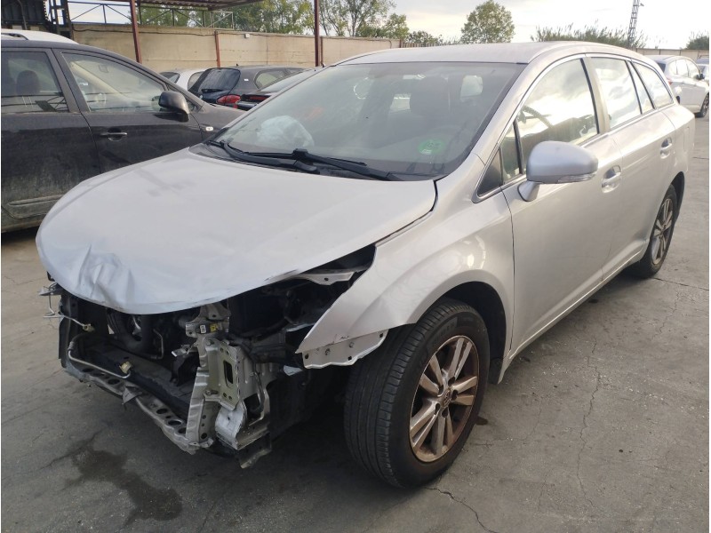 TOYOTA AVENSIS CROSS SPORT (T27)