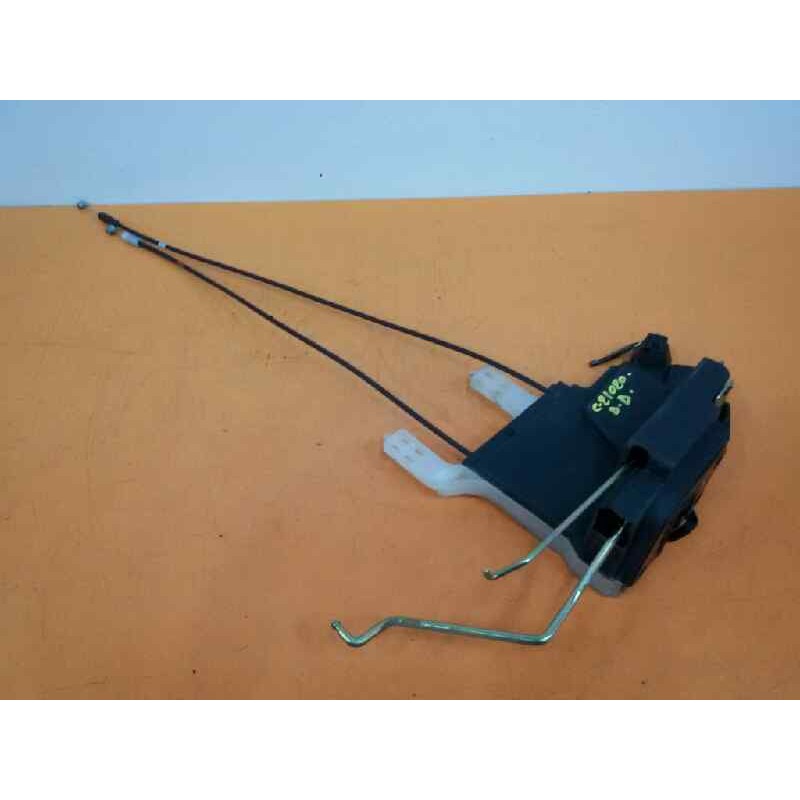 Recambio de cerradura puerta delantera derecha para hyundai tucson (jm) 2.0 crdi a las 4 ruedas referencia OEM IAM 813202E010  