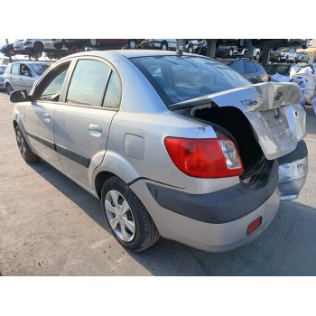 kia rio del año 2006