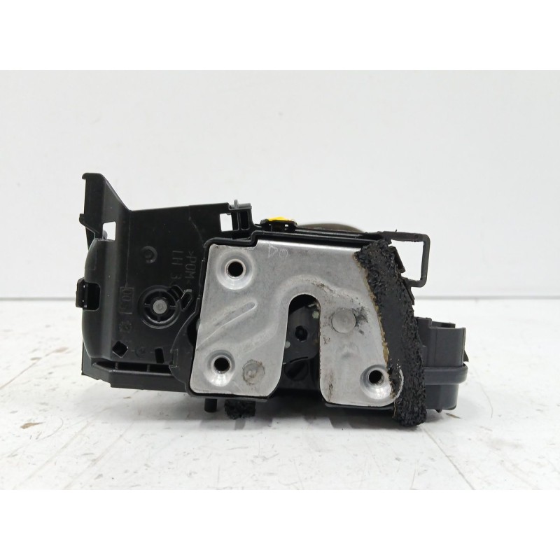 Recambio de cerradura puerta trasera izquierda para renault zoe (bfm_) zoe referencia OEM IAM 825037100R  