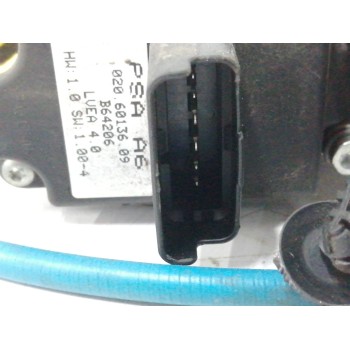 Recambio de elevalunas delantero izquierdo para citroën c2 1.4 hdi referencia OEM IAM 96128604  