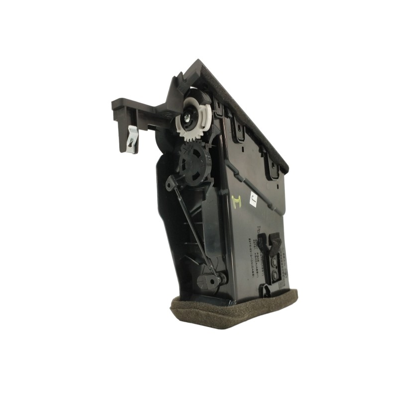 REJILLA AIREADORA CENTRAL IZQUIERDA