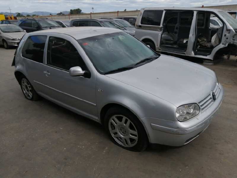 VOLKSWAGEN GOLF IV BERLINA (1J1)
