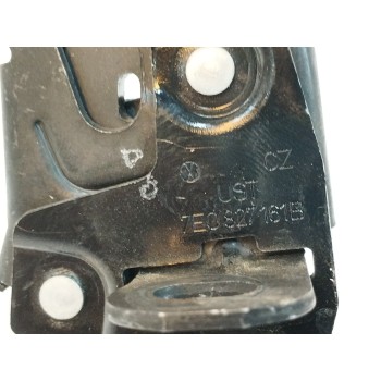 Recambio de cerradura puerta trasera izquierda para volkswagen caddy furgón/kombi 2.0 tdi referencia OEM IAM 7E0827161B INFERIOR