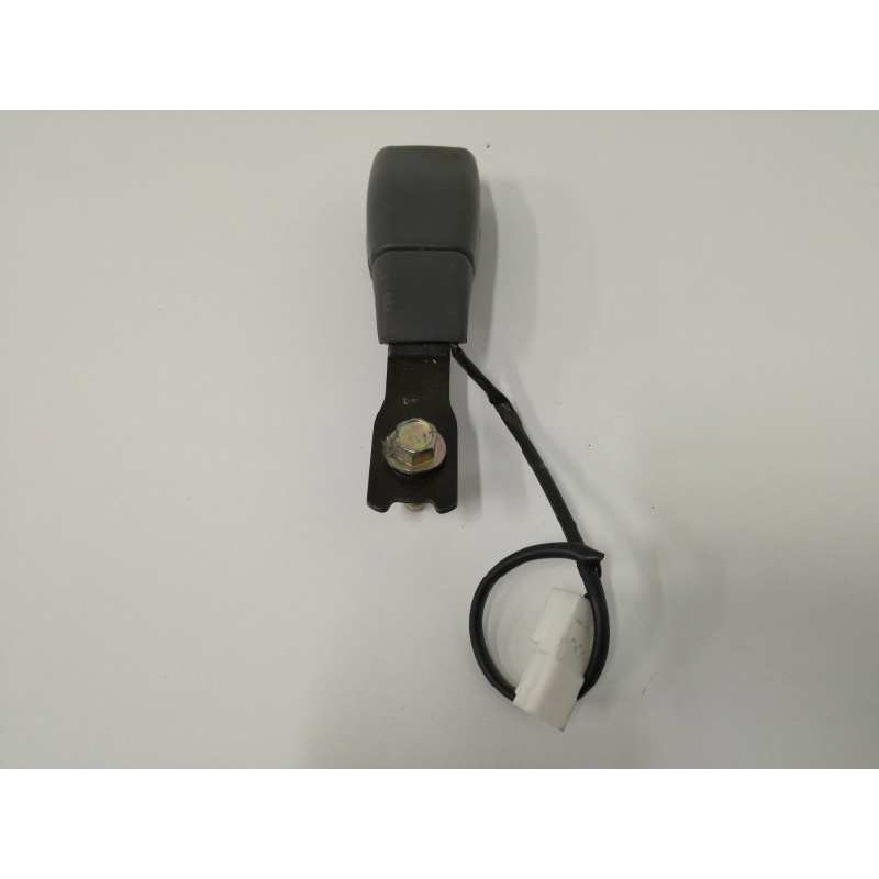 Recambio de enganche cinturon izquierdo para hyundai santa fe (sm) 2.0 crdi vgt comfort referencia OEM IAM   