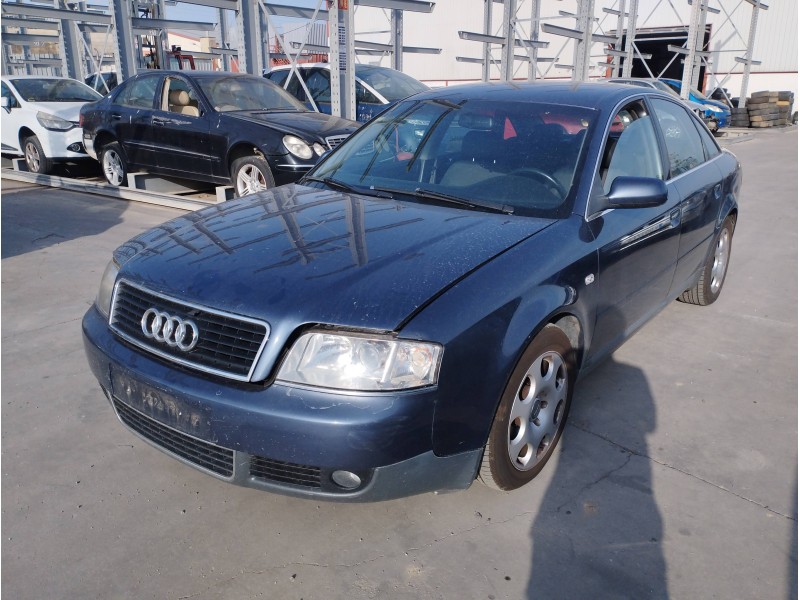 AUDI A6 BERLINA (4B2)