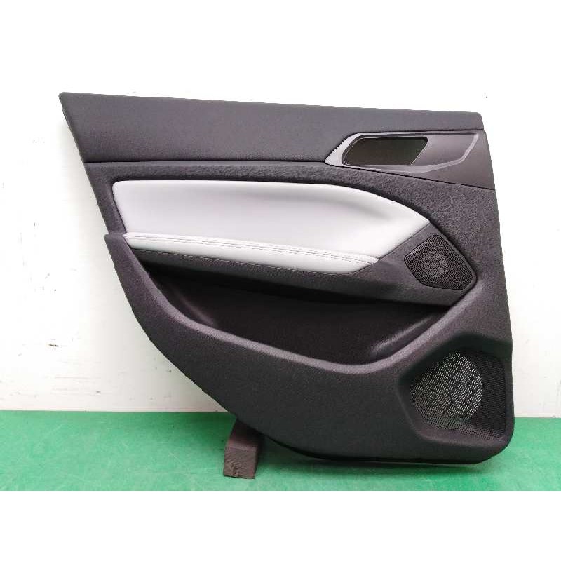 GUARNECIDO PUERTA TRASERA IZQUIERDA