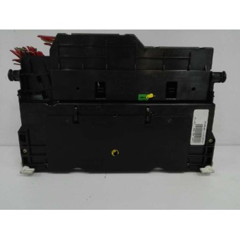 Recambio de caja reles / fusibles para bmw serie 3 berlina (e46) 320d referencia OEM IAM 8387153  