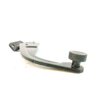 Recambio de soporte / guia puerta corredera para volkswagen caddy furgón/kombi 2.0 tdi referencia OEM IAM 2K7843436B LATERAL DER