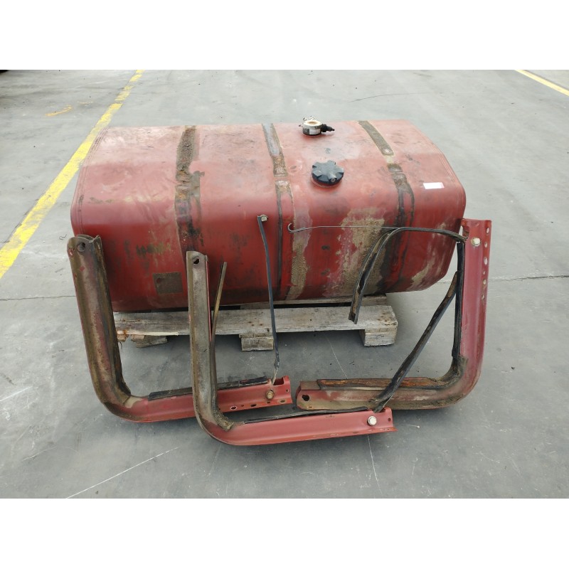 Recambio de deposito combustible para renault 430 magnum e2 fsafe mod. 430.18 t gv 316 kw larga distancia referencia OEM IAM  IZ