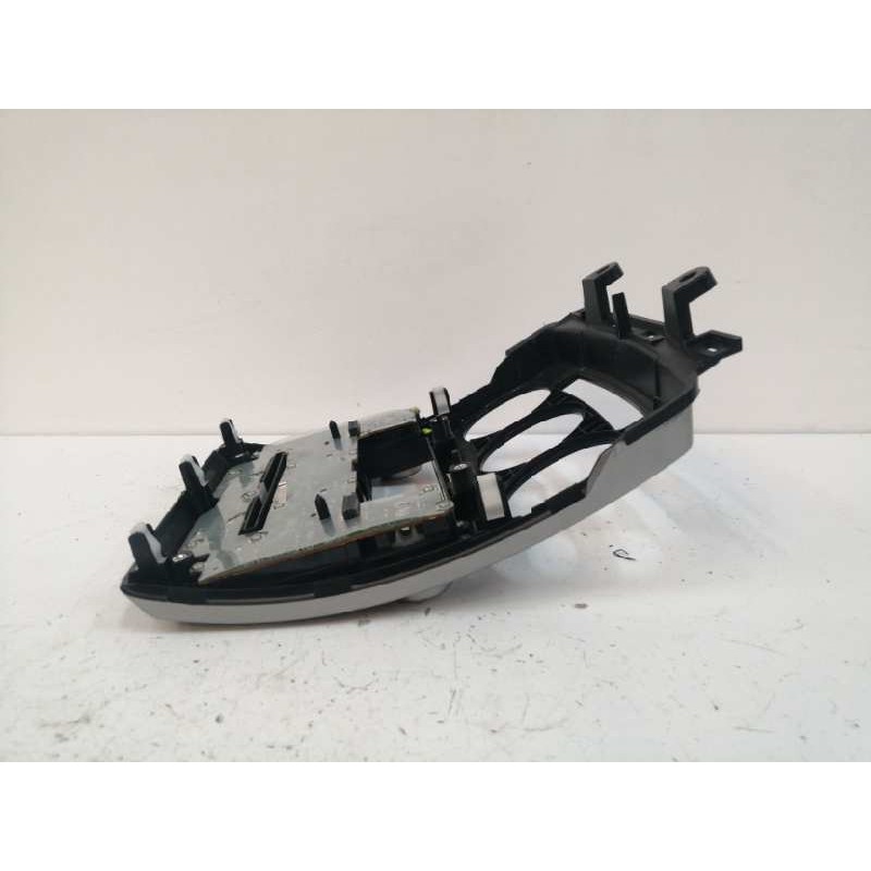 Recambio de guarnecido puerta delantera derecha para toyota hilux an1p (eu,n) / gun125 (ld) / gun125l-dnfshw (1f) referencia OEM