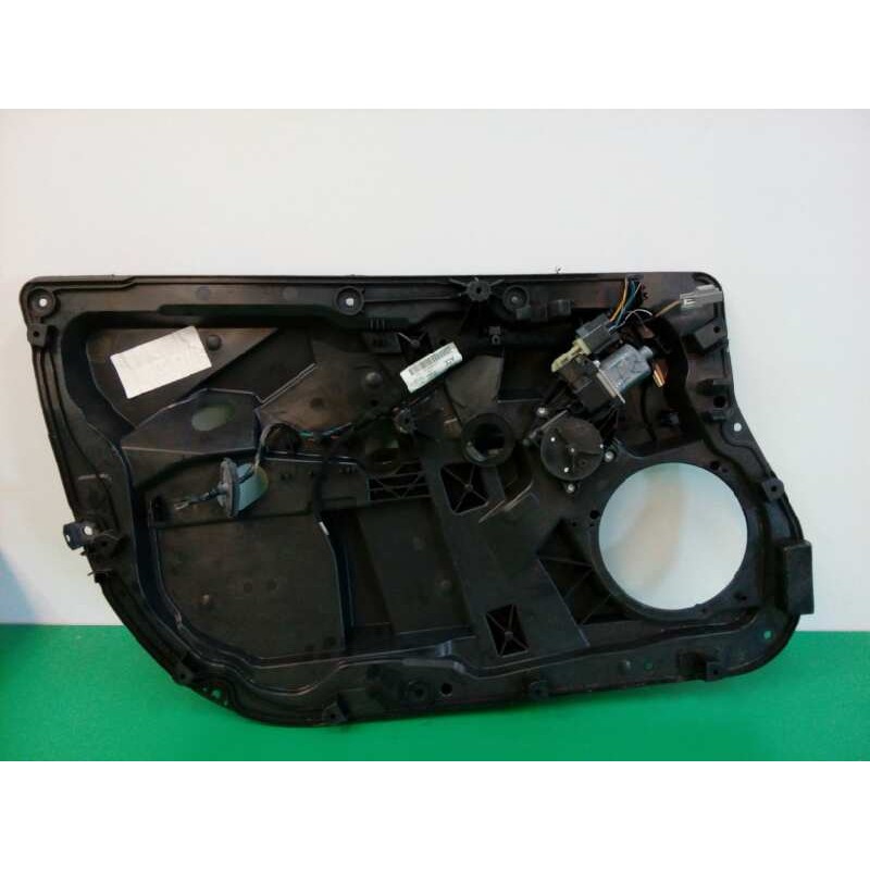 Recambio de elevalunas delantero izquierdo para ford fiesta (cb1) trend referencia OEM IAM FUNDA 8A6114A389B 