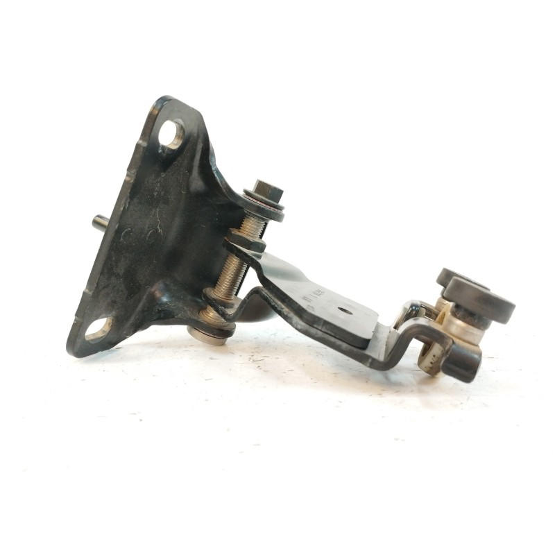 Recambio de soporte / guia puerta corredera para volkswagen caddy furgón/kombi 2.0 tdi referencia OEM IAM 2K7843303A LATERAL IZQ