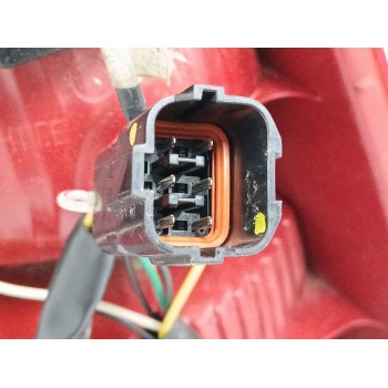 Recambio de piloto trasero izquierdo para kia sportage ii (je_, km_) 2.0 crdi 4wd referencia OEM IAM 924011F0  