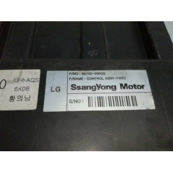 Recambio de mando climatizador para ssangyong actyon i 200 xdi 4wd referencia OEM IAM 6870009020  