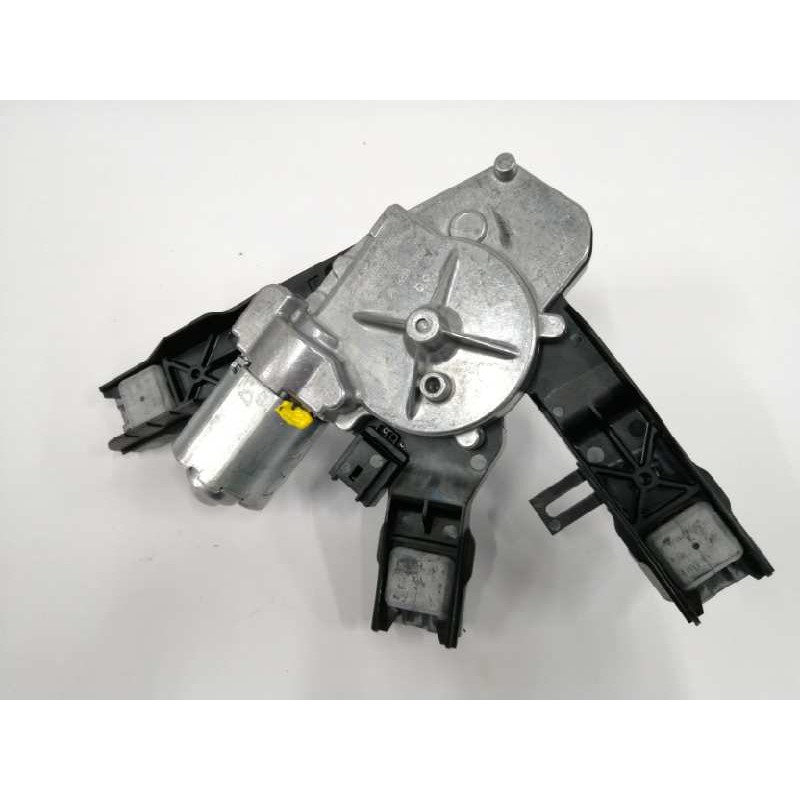 MOTOR LIMPIA TRASERO 0390205110