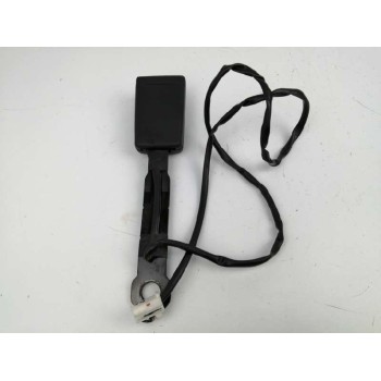 Recambio de enganche cinturon izquierdo para hyundai h350 kasten 2.5 crdi cat referencia OEM IAM 8988959100TRY DELANTERO 