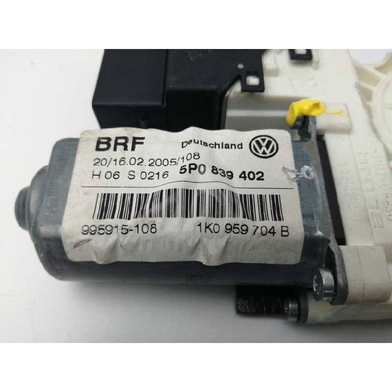 MOTOR ELEVALUNAS TRASERO DERECHO 1K0959704B
