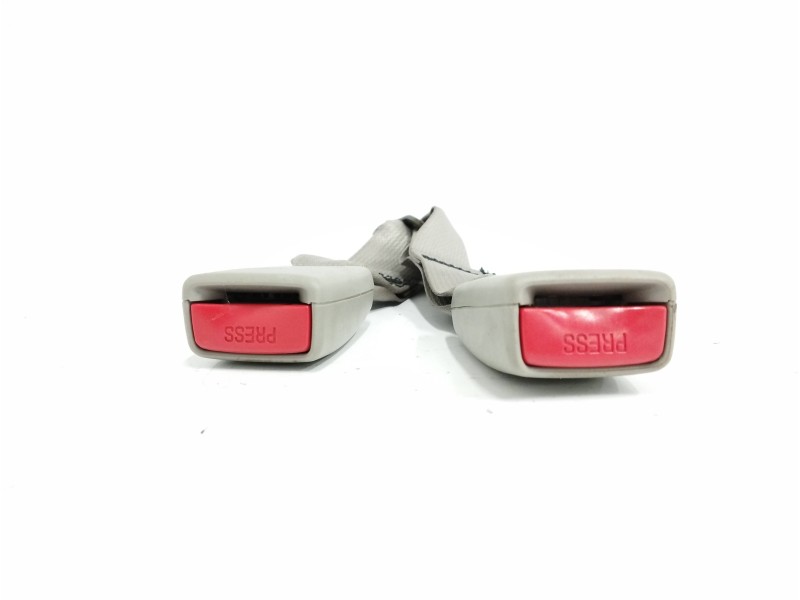 Recambio de enganche cinturon derecho para nissan x-trail (t30) 2.0 16v cat referencia OEM IAM  TRASERO 