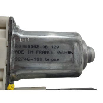 Recambio de motor elevalunas delantero derecho para volvo v50 familiar 1.8 cat referencia OEM IAM 992746  