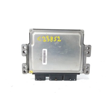 Recambio de centralita motor uce para renault megane iii berlina 5 p 1.5 dci diesel cat referencia OEM IAM 237100121R 237100425R