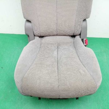 Recambio de asientos trasero derecho para kia carnival 2.9 crdi cat referencia OEM IAM   