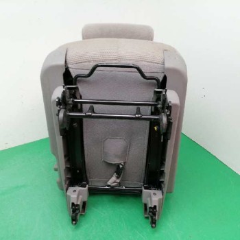 Recambio de asientos trasero derecho para kia carnival 2.9 crdi cat referencia OEM IAM   